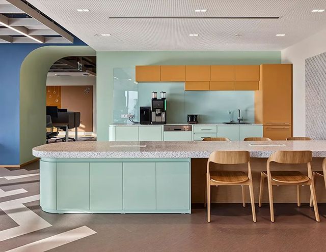 广州办公室桃子视频免费下载观看动漫设计公司